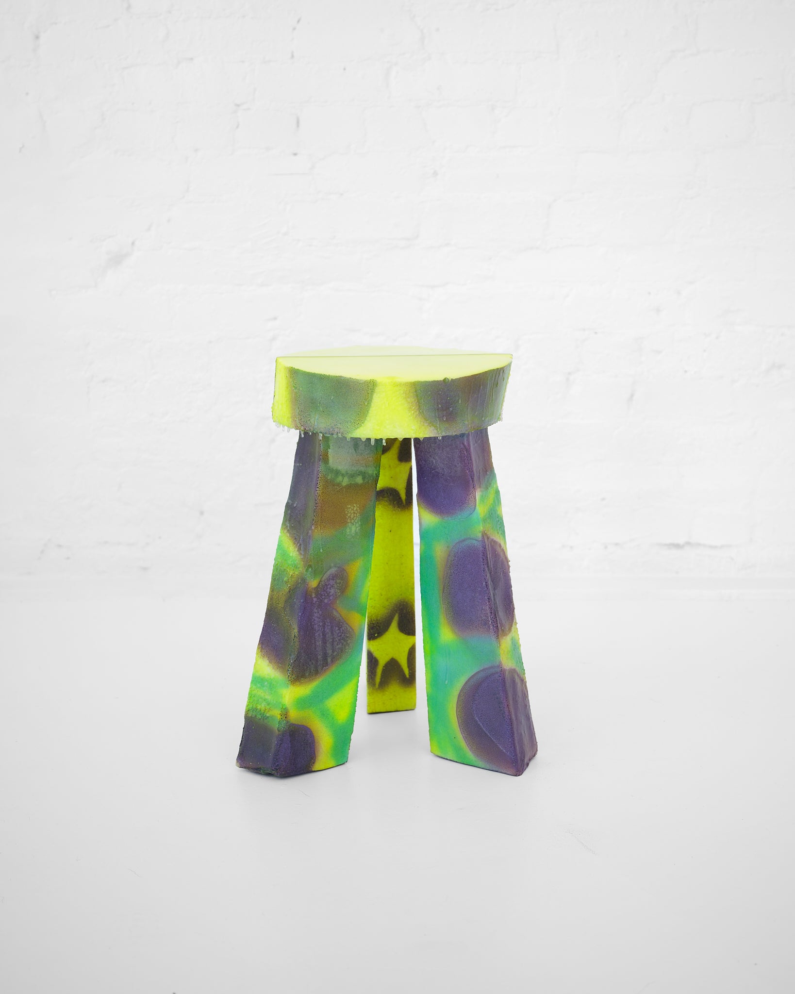 Yellow Star Mess Table