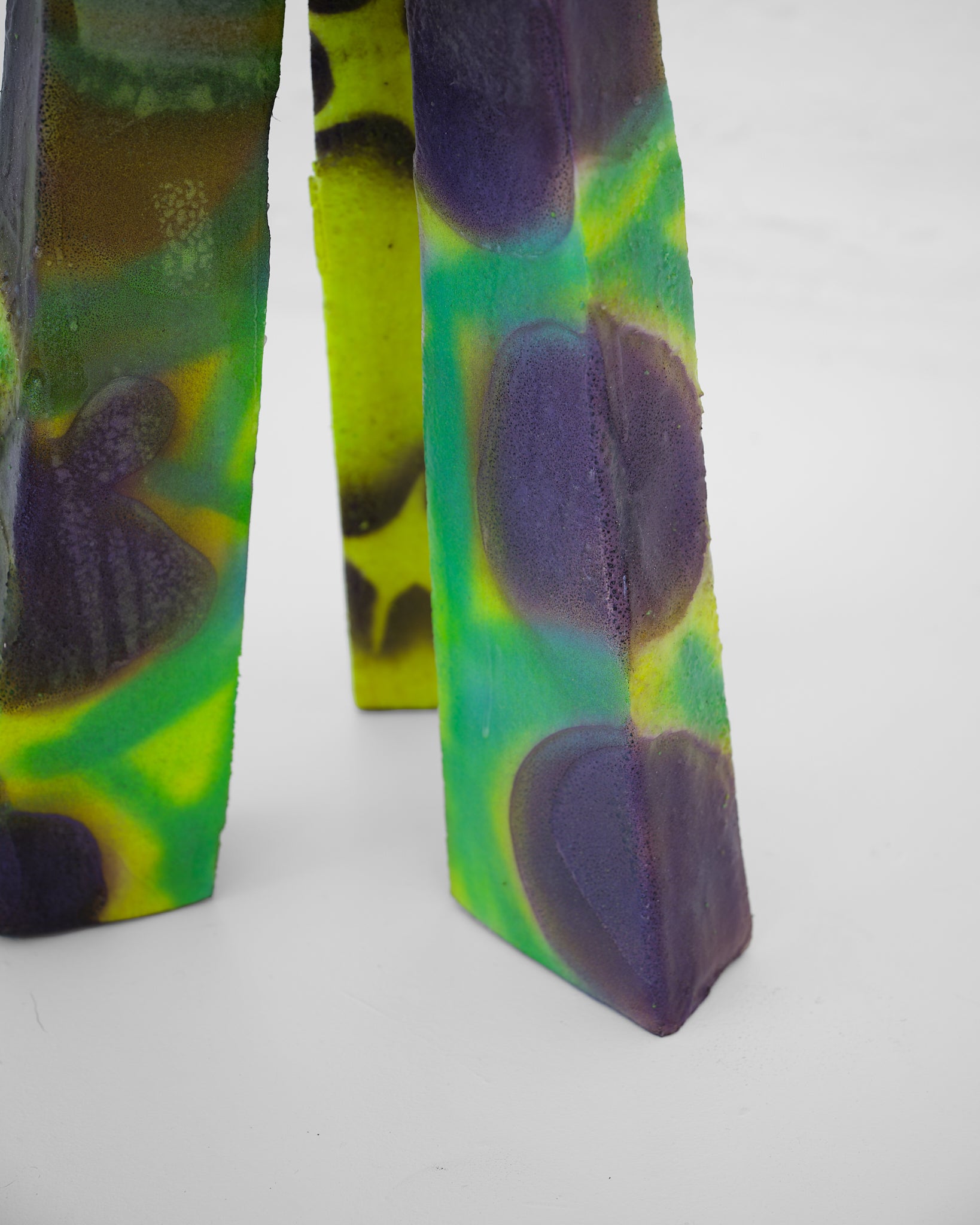 Yellow Star Mess Table